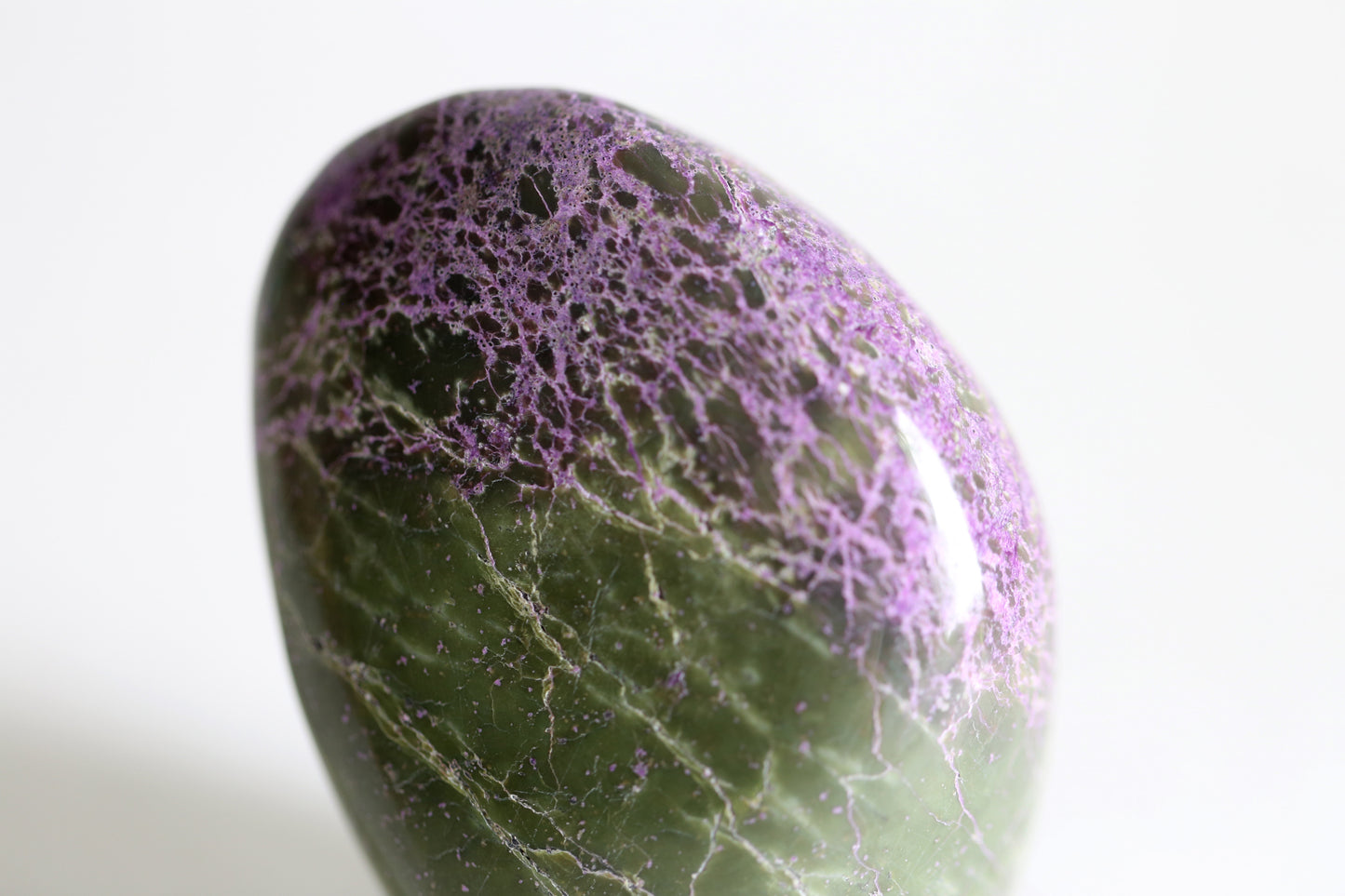 Serpentine and Stichtite Freeform