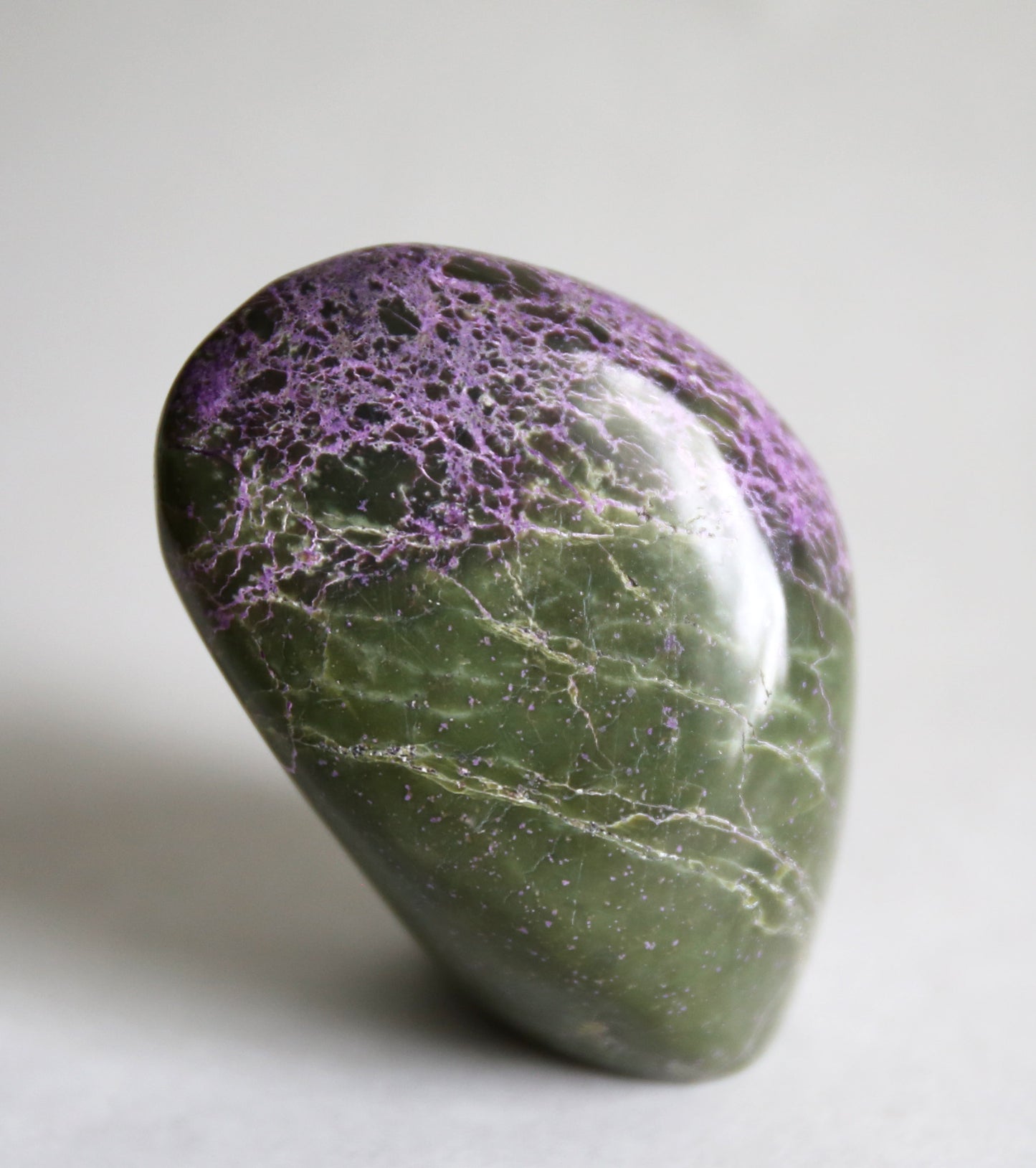 Serpentine and Stichtite Freeform