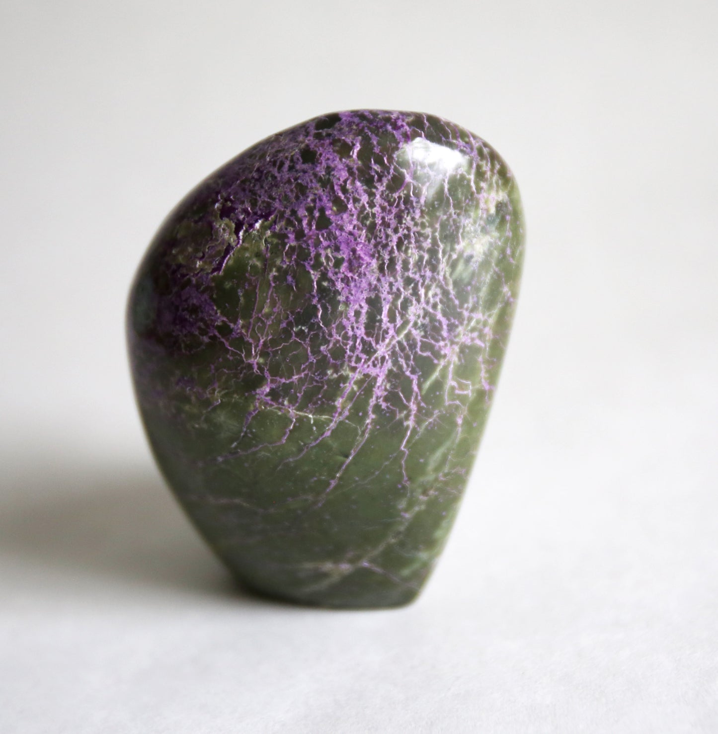 Serpentine and Stichtite Freeform