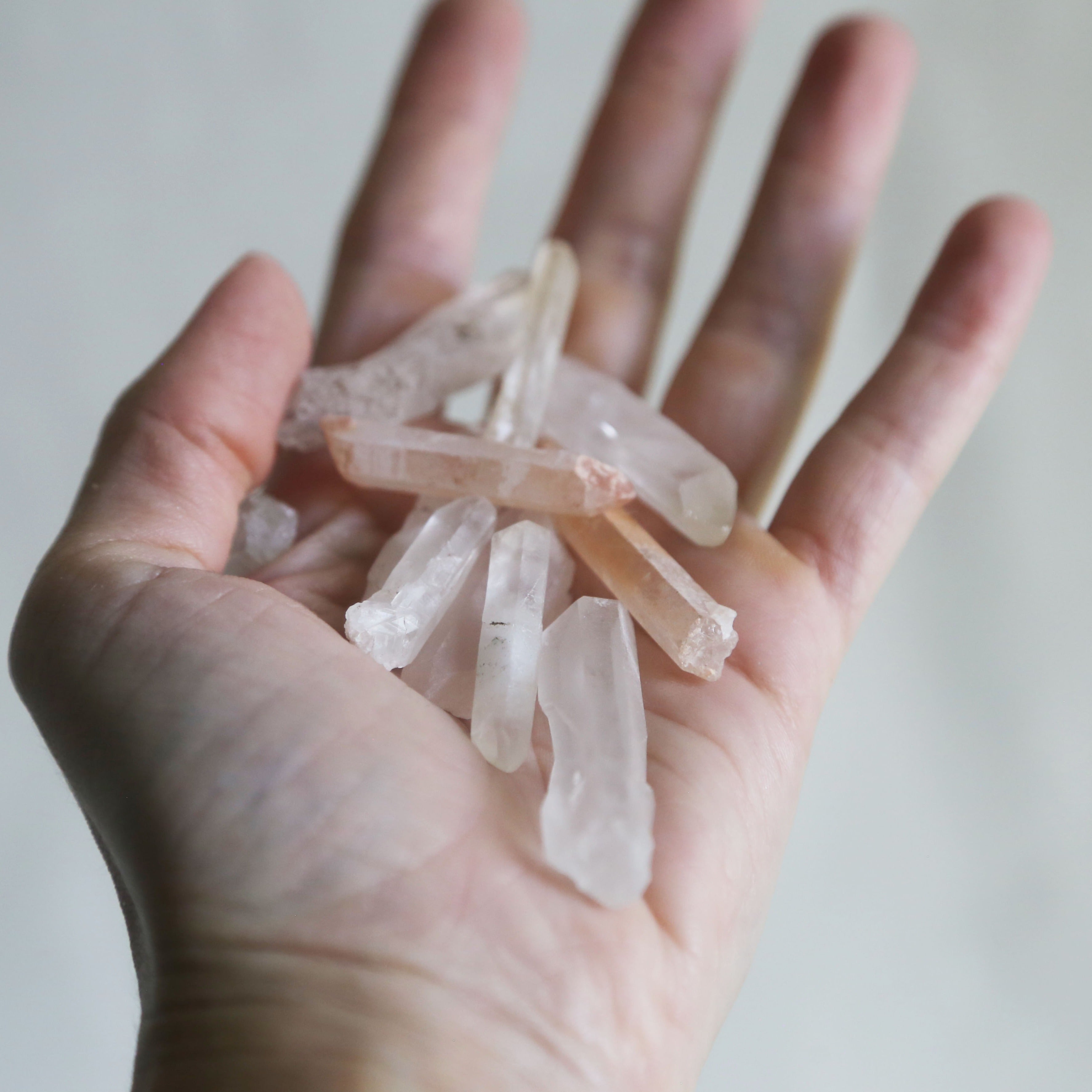 Mini Q Quartz Mini Quartz Pieces – the little magic herbal shop
