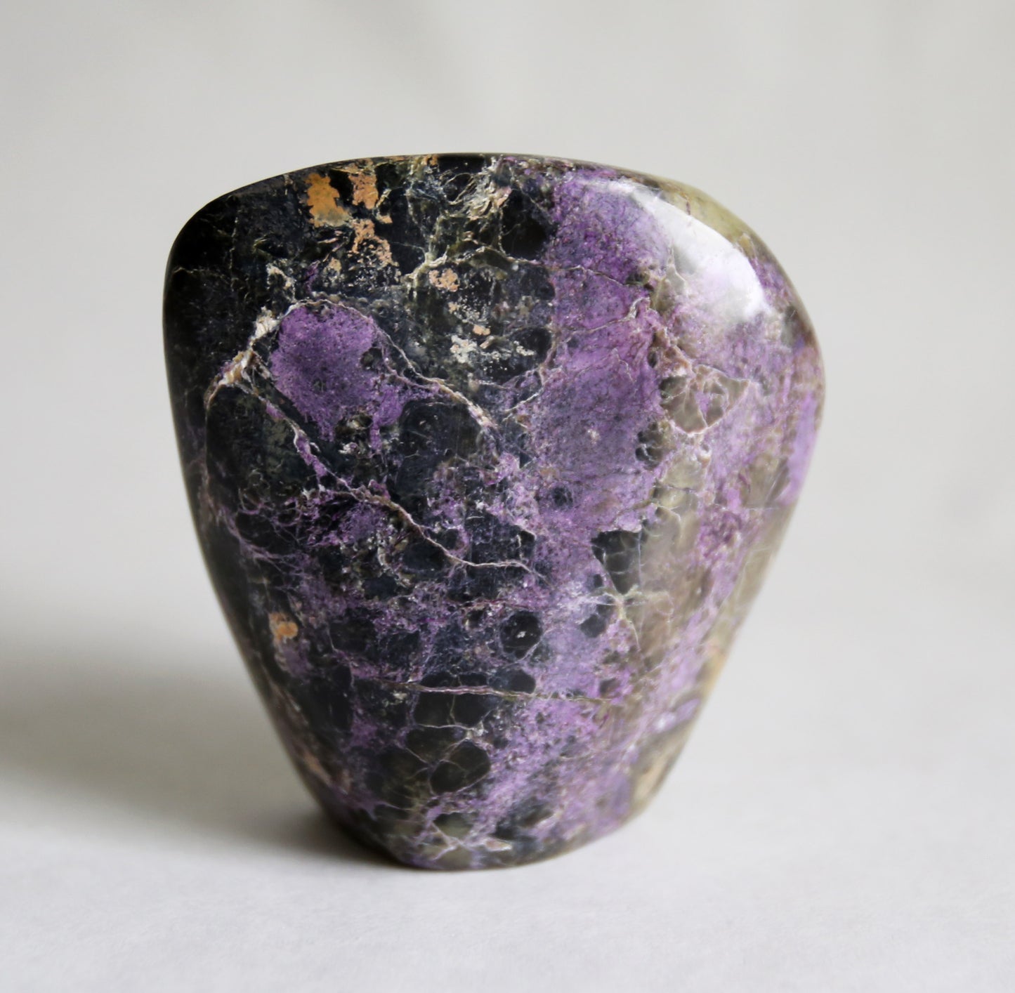 Stichtite and Serpentine Freeform